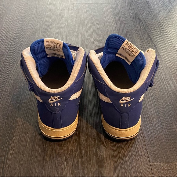 Nike Blue High-Top Air Force One - Picture 4 of 5